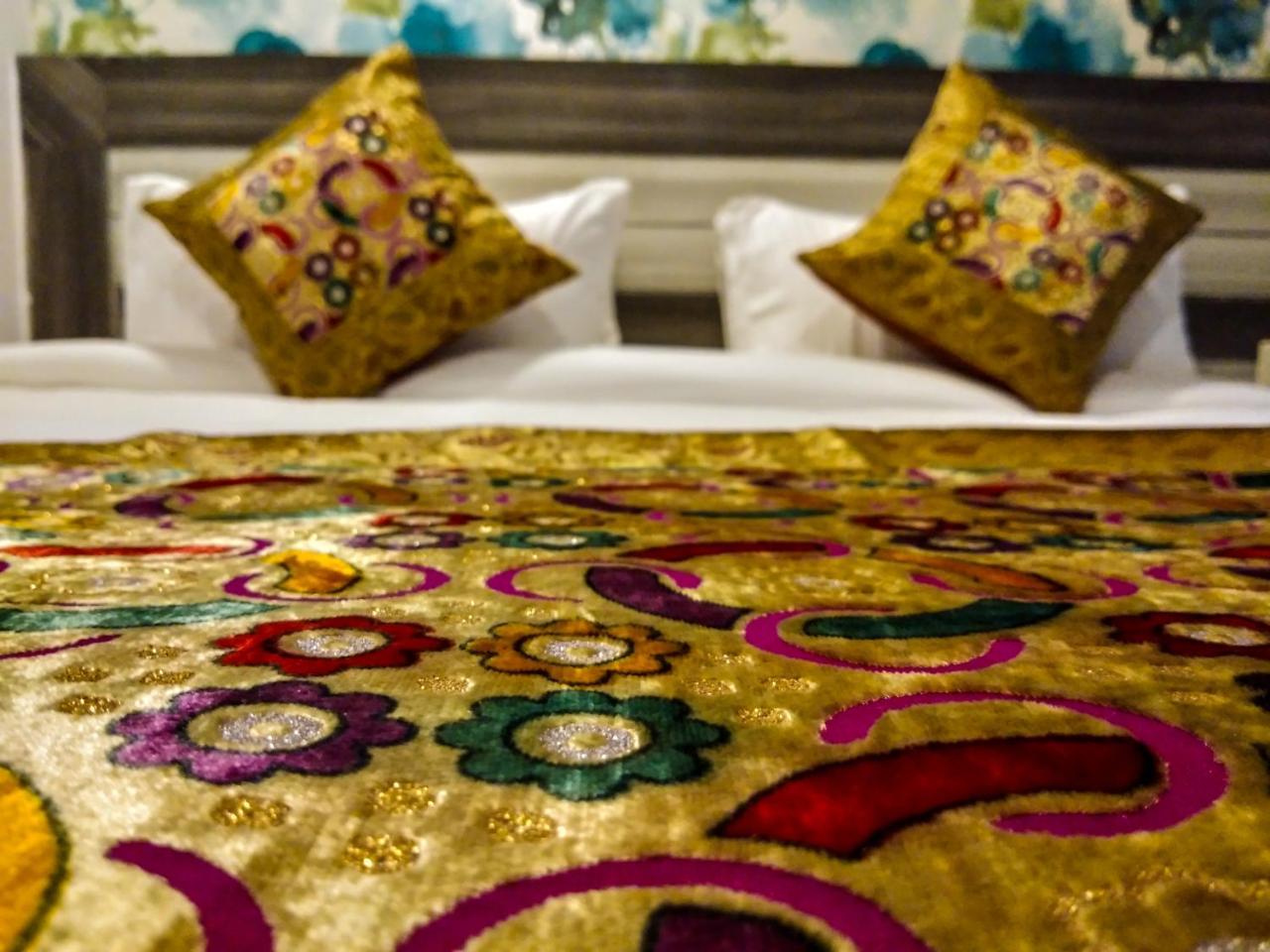 Dwivedi Hotels Hotel Elena Bénarès Extérieur photo